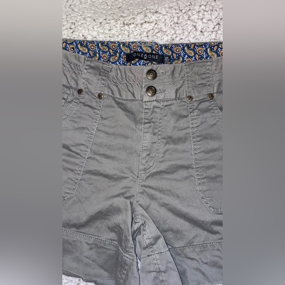 ONE5ONE NEVER WORN GREEN SHORT SIZE 14 PETITE - Picture 9 of 12